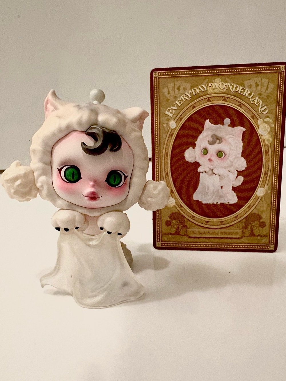 Discontinued “The Sophisticated” from Skullpanda’s Everyday Wonderland series!